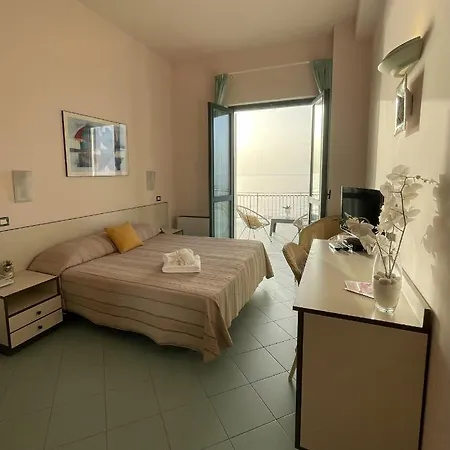 Hotel L'approdo Di Angelino 3*